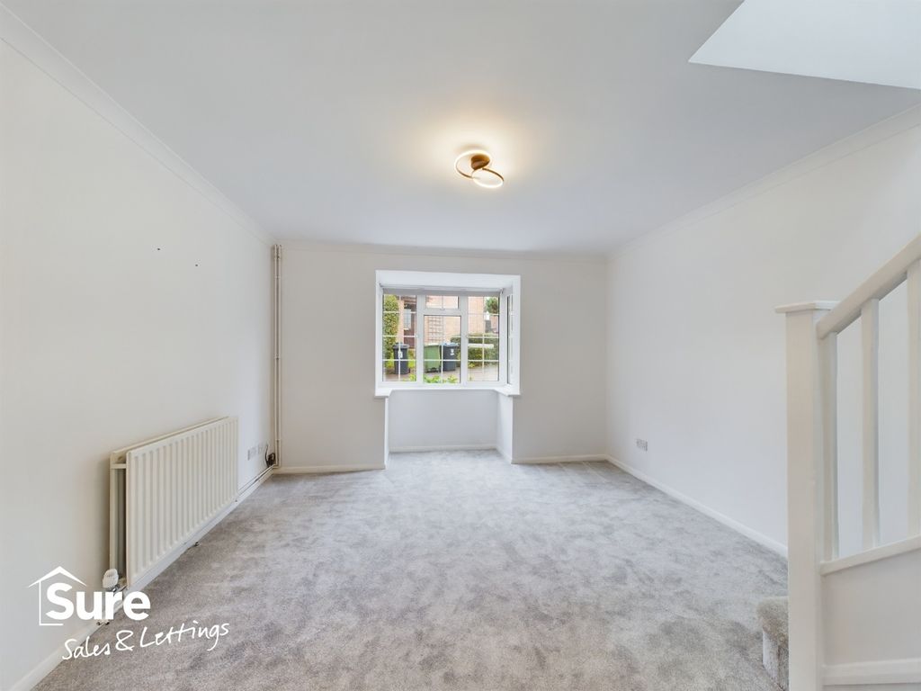 Property photo 3 of 15 3689566