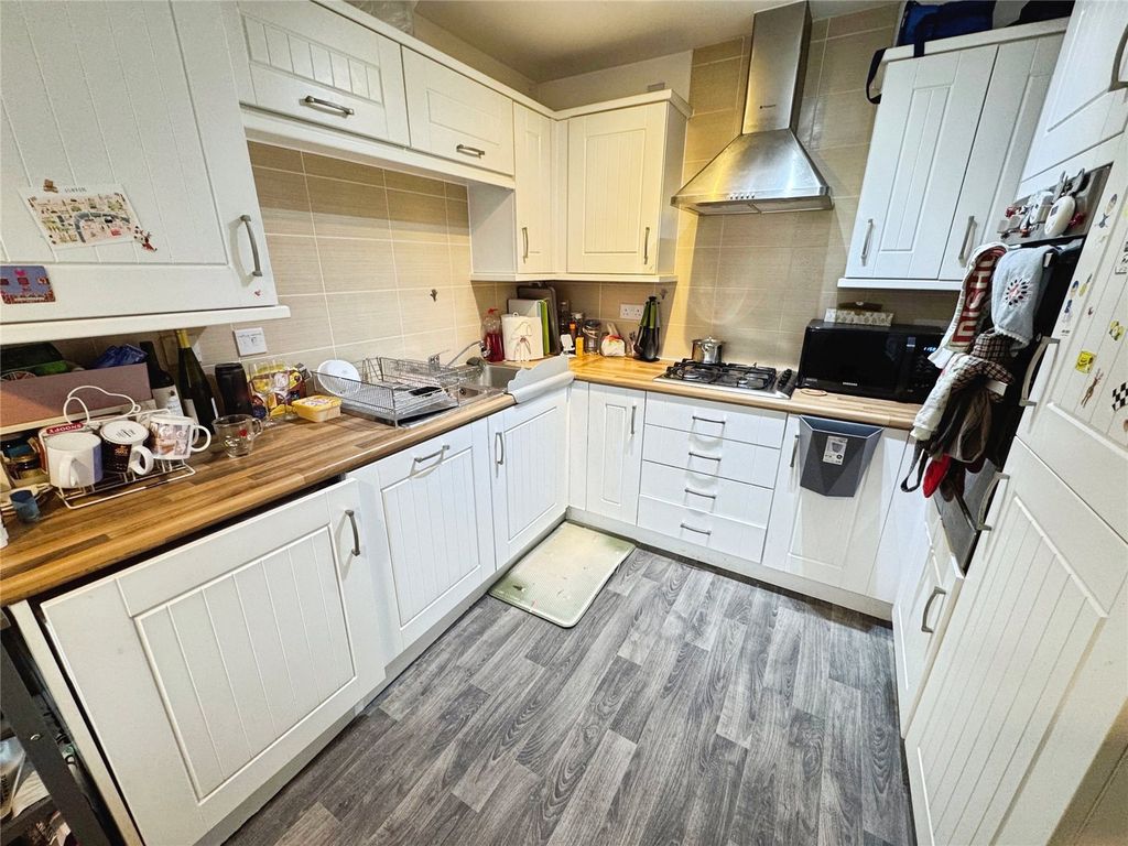 Property photo 3 of 14 Kitchen/Diner