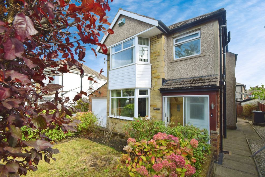 Property photo 1 of 18 4710540c-Front 201