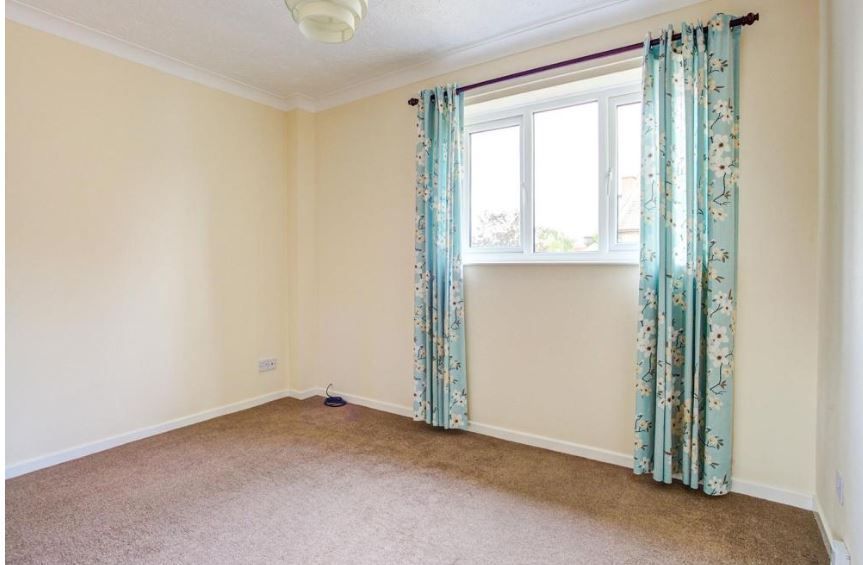 Property photo 3 of 9