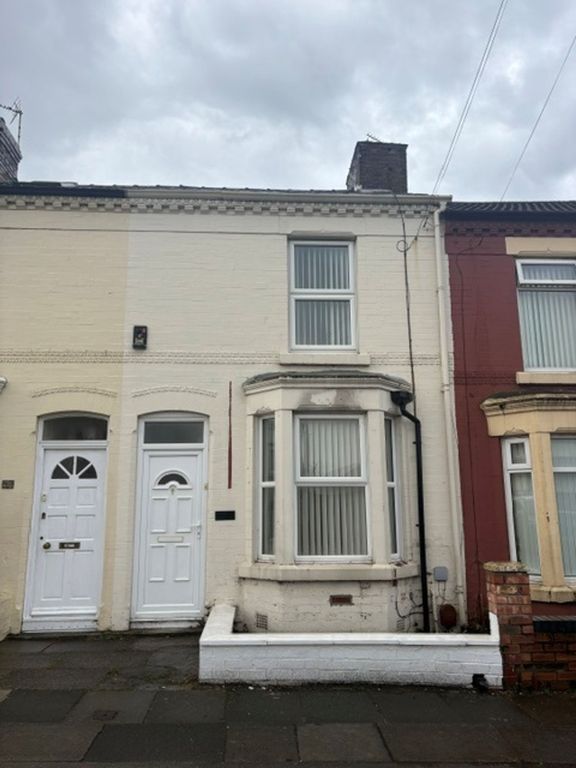 Property photo 1 of 8