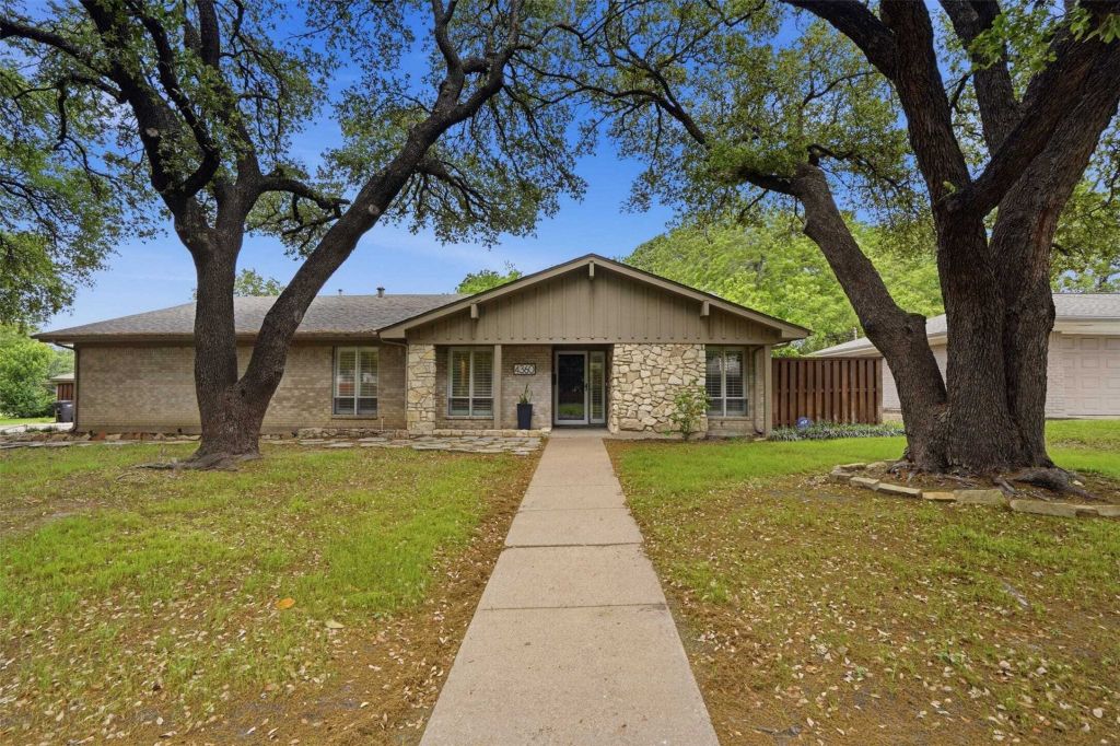 Property photo 1 of 31