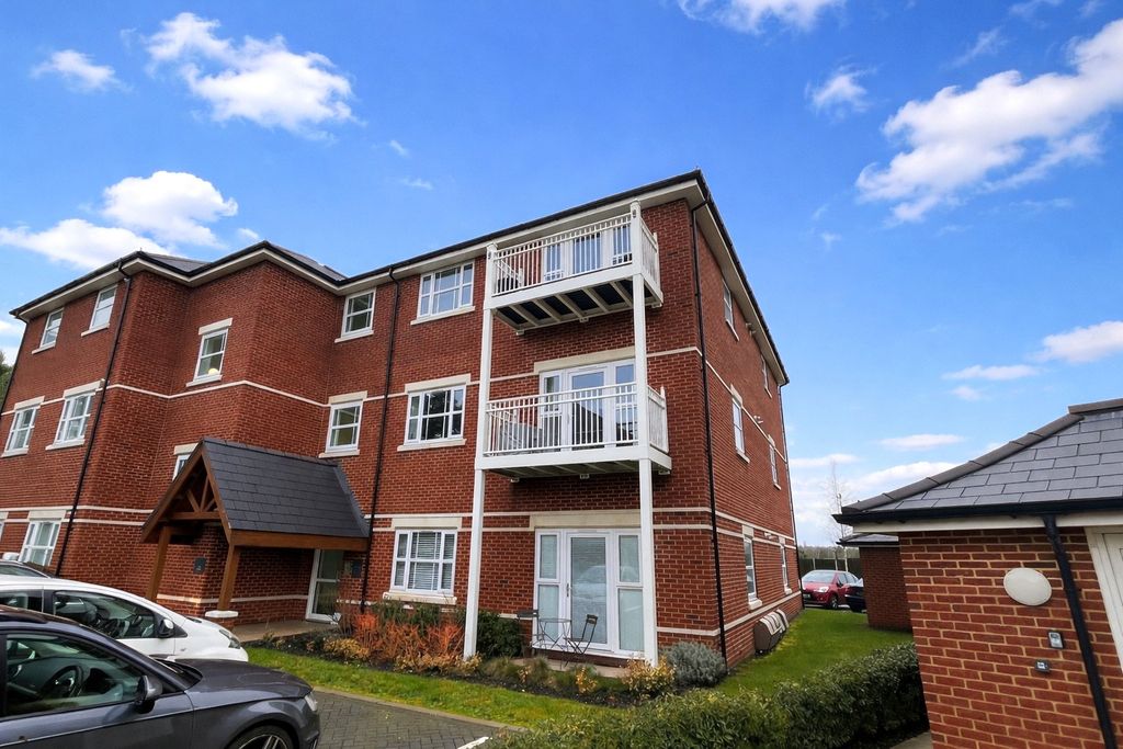 Property photo 1 of 7 Picture No. 10