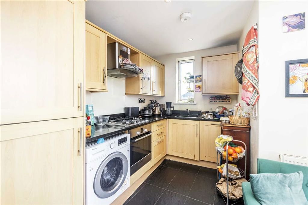 Property photo 3 of 7