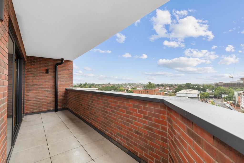 Property photo 2 of 14 Balcony