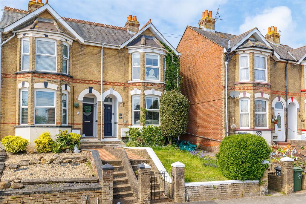 Property photo 1 of 41