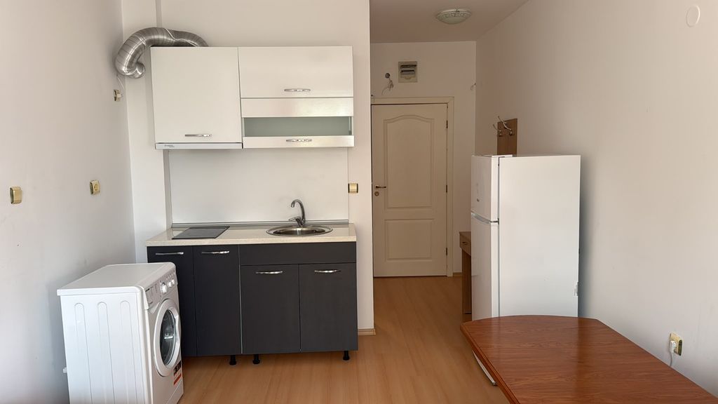Property photo 3 of 10