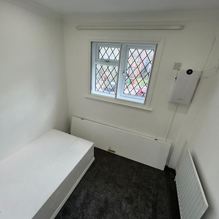 Property photo 3 of 17 Gallery