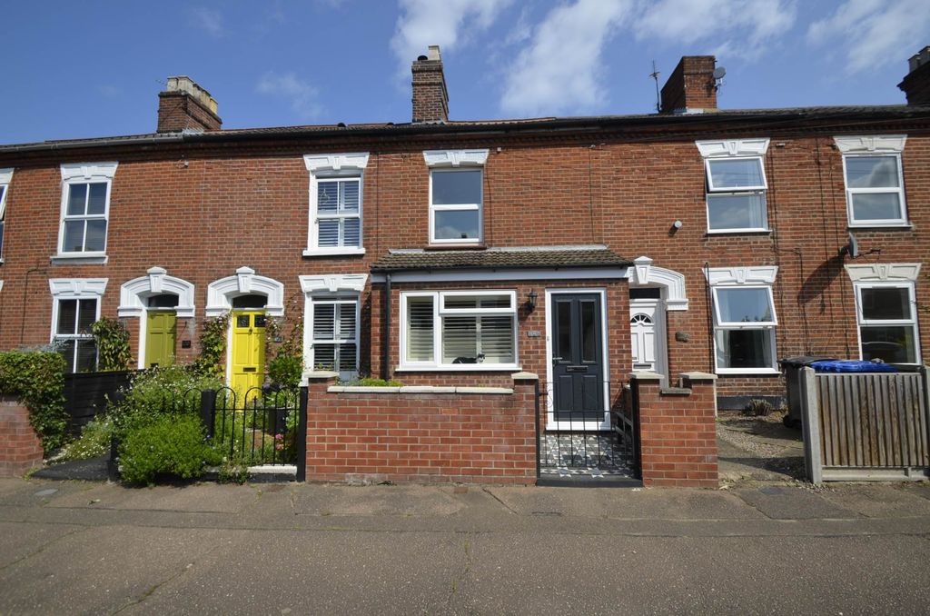 Property photo 1 of 10