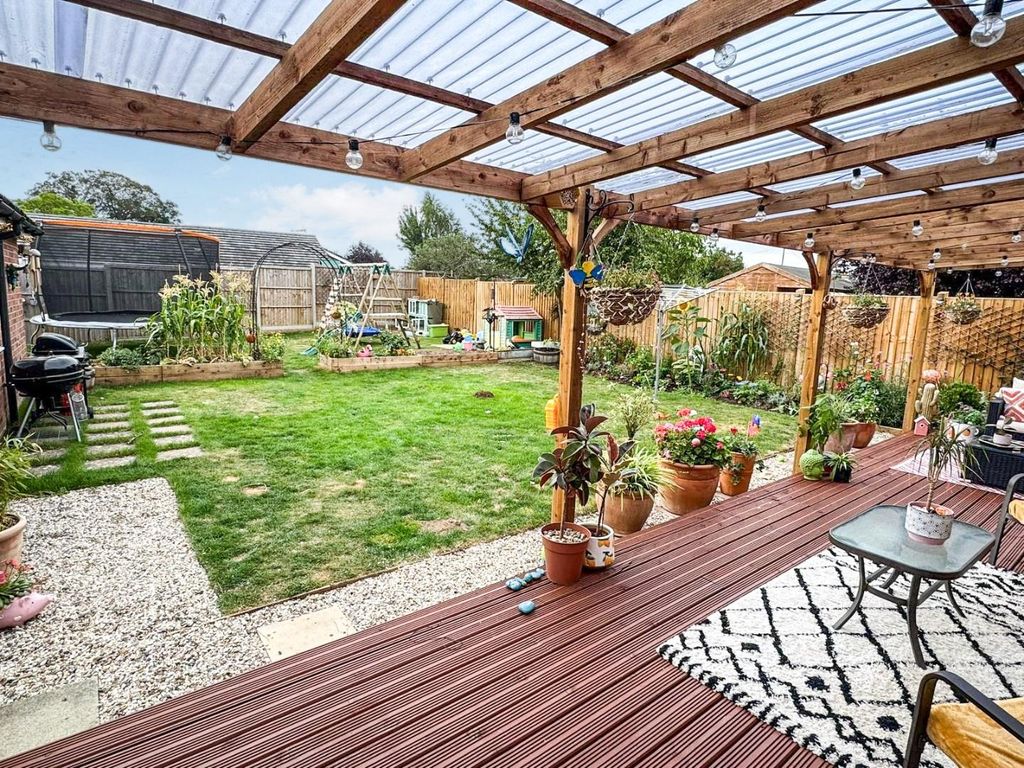 Property photo 2 of 15 Tlc_Ebdf69F5-43B2-4107-905F-7483Cb99903c_1138123.J