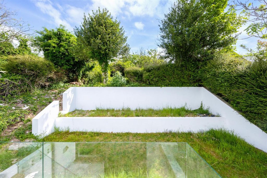 Property photo 3 of 24 Rear Garden