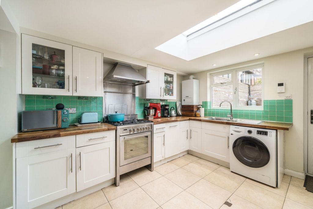 Property photo 3 of 7 Picture No. 18