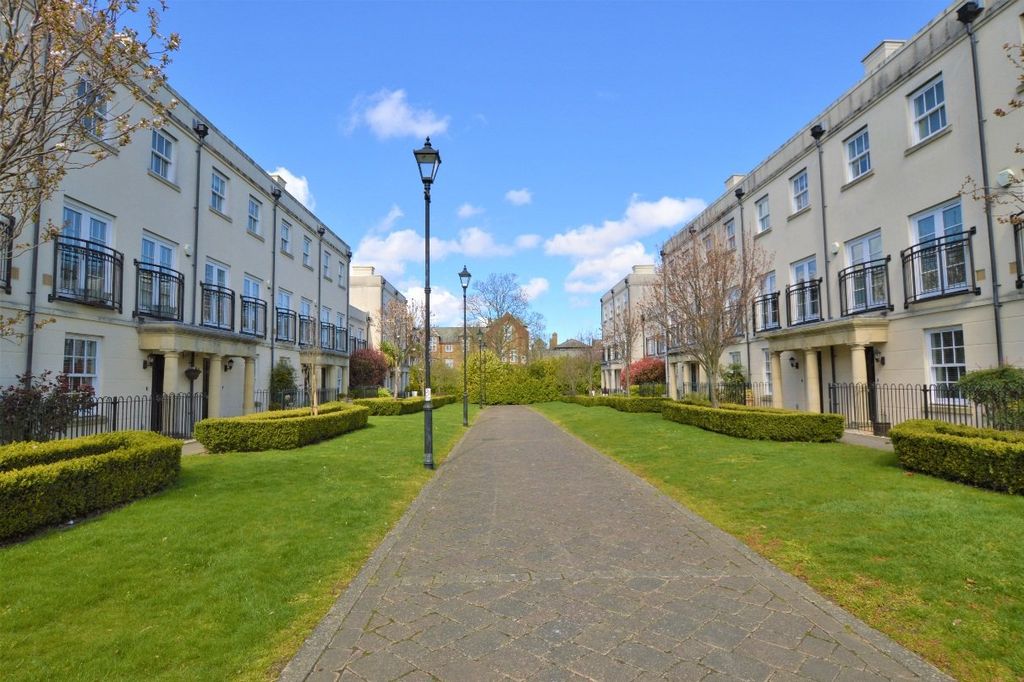 Property photo 2 of 20 Picture 2