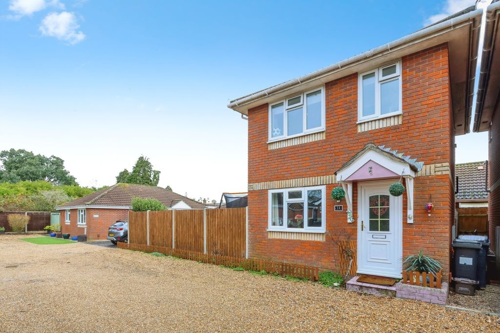 Property photo 1 of 17 Pbox-Img.Jpg