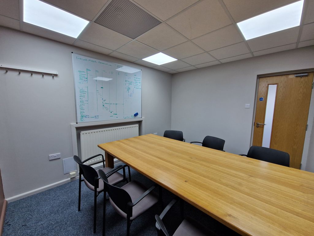 Property photo 2 of 10 Meeting Room Free For 1 Hour A Month
