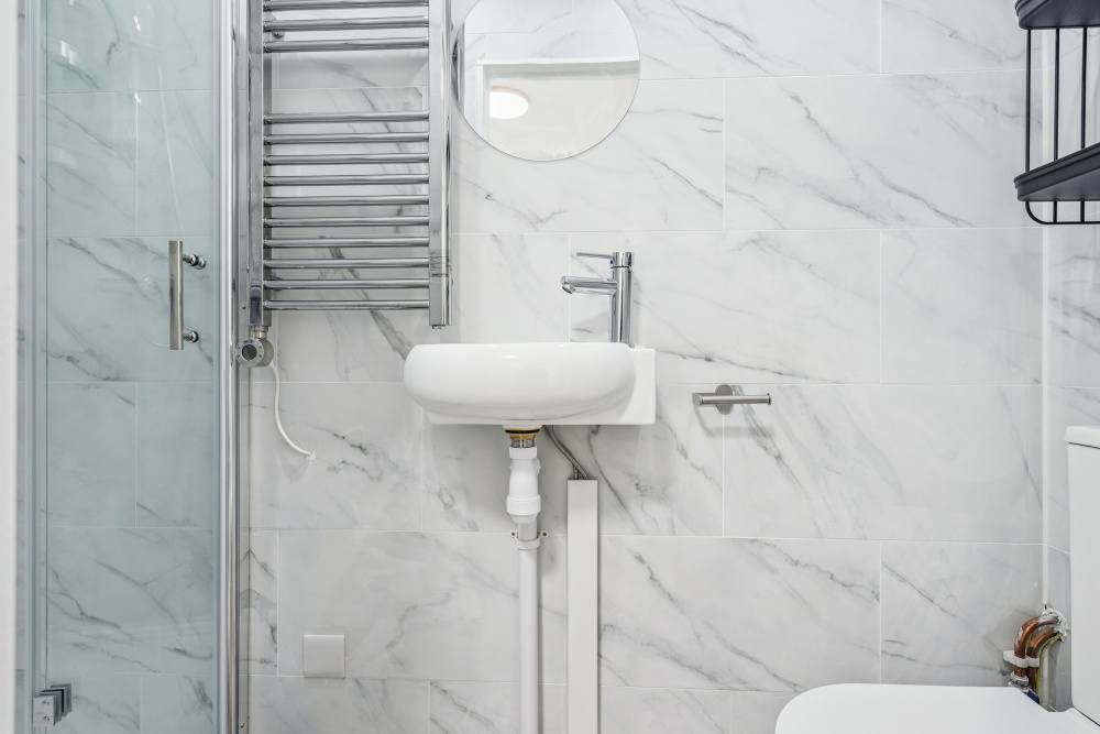 Property photo 3 of 9 Room