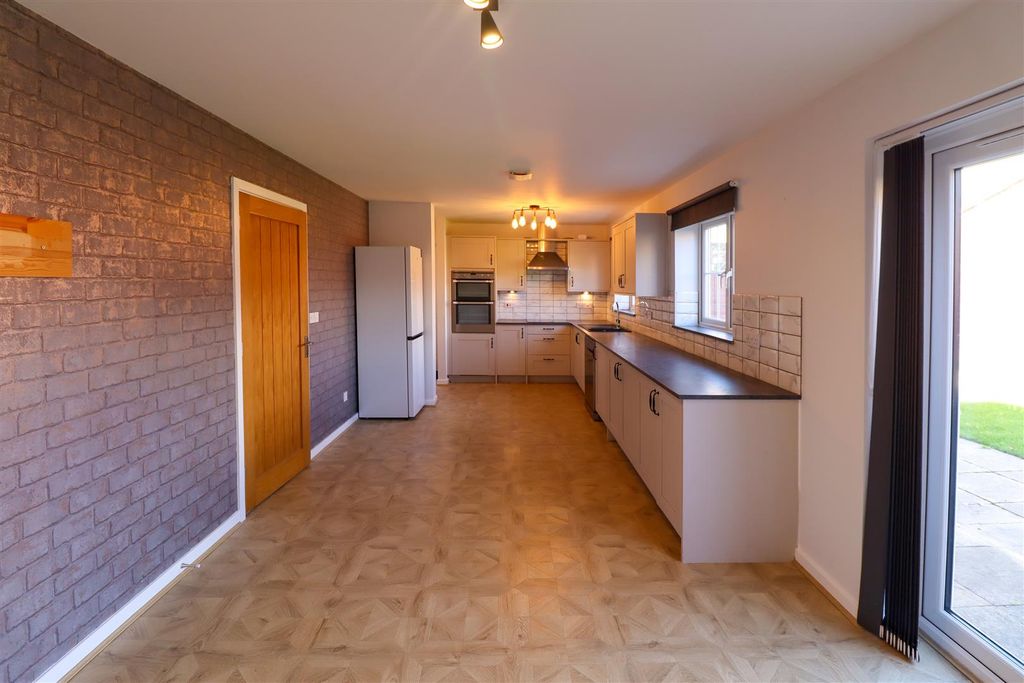 Property photo 3 of 17 Img_3984.Jpg