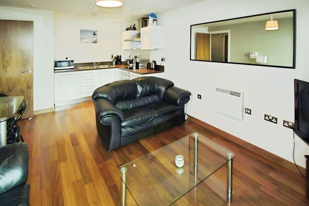 Property photo 2 of 7 Picture No. 17