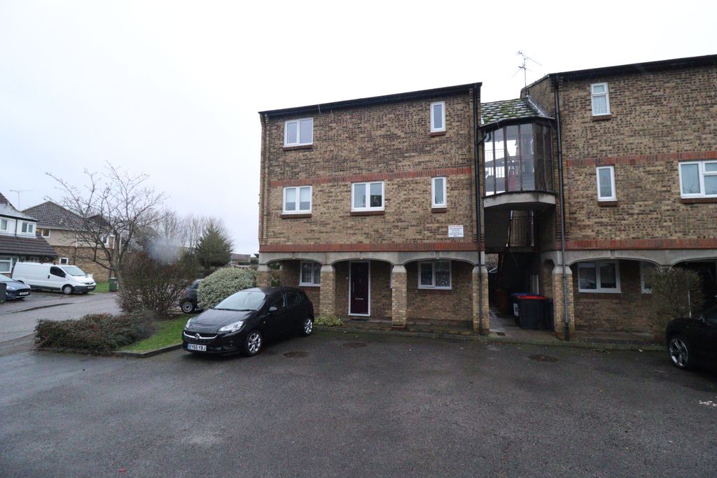 Property photo 2 of 12 Picture No. 14