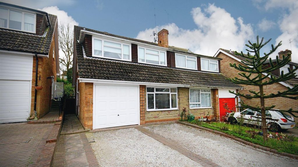 Property photo 1 of 12 B1C9A792-84A5-49B0-99D1-D8E10Ed903E7.Jpg