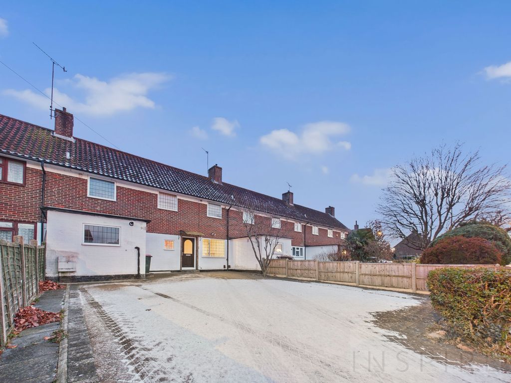 Property photo 1 of 25