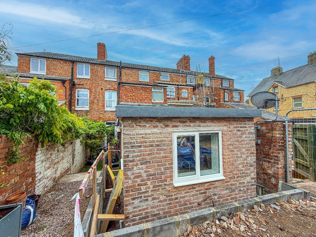 Property photo 2 of 7 5185461