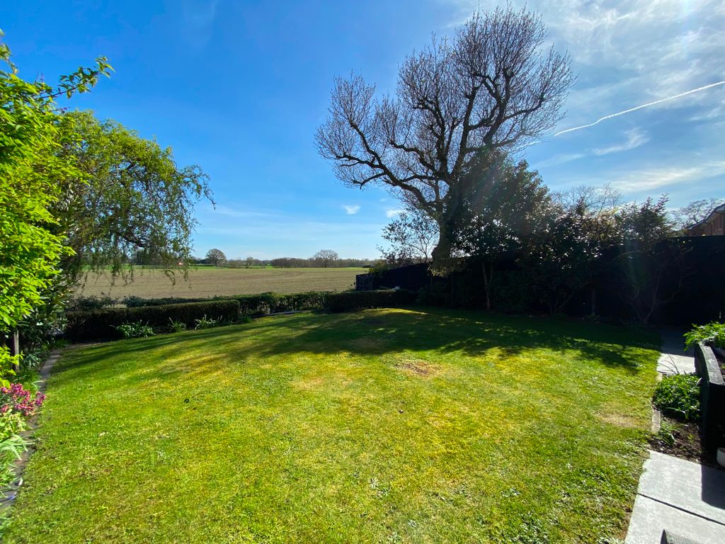 Property photo 3 of 32