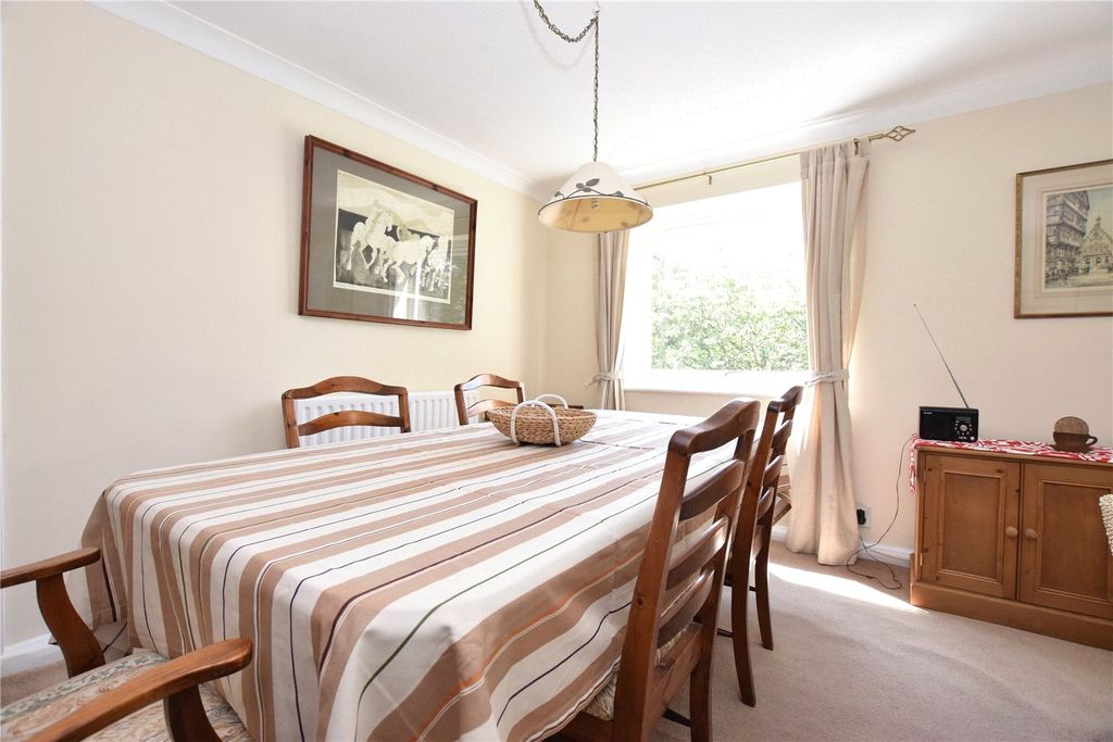 Property photo 3 of 7 Picture No. 18