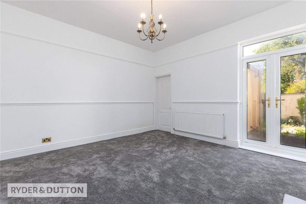 Property photo 3 of 21 Picture No. 12