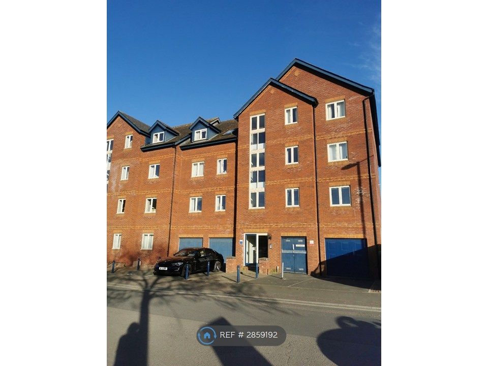 Property photo 2 of 9 Front