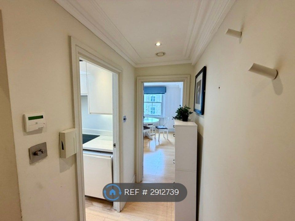 Property photo 2 of 25