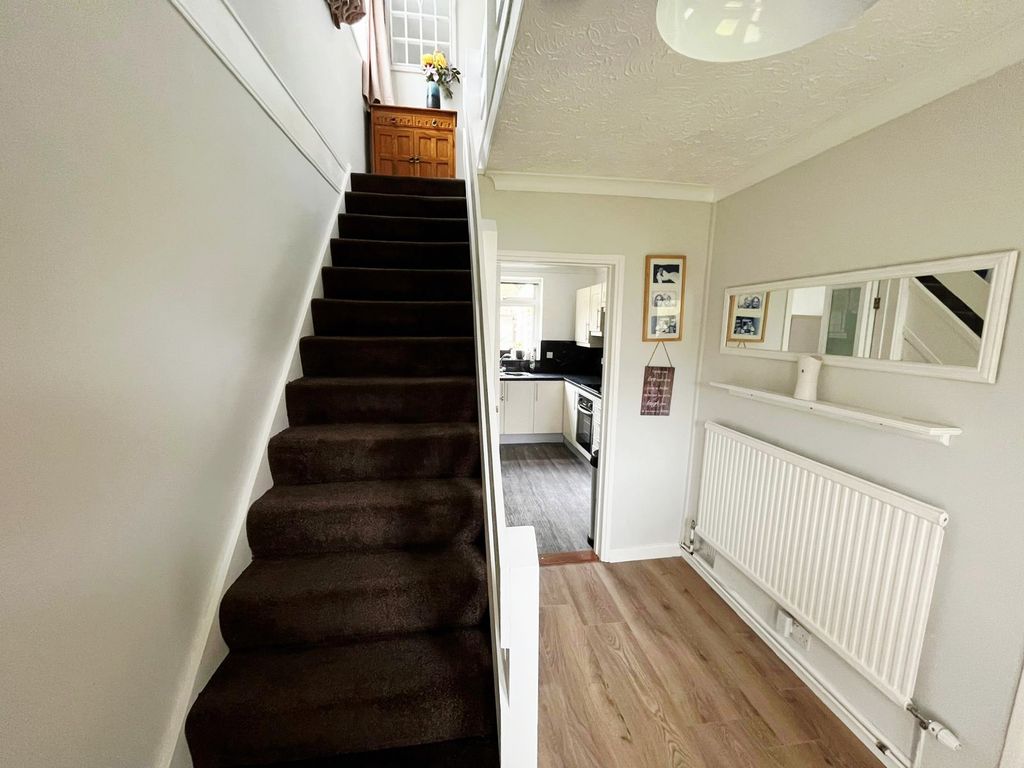 Property photo 2 of 16 Front