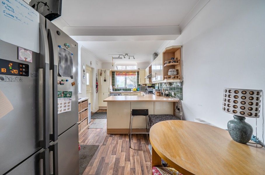 Property photo 2 of 20