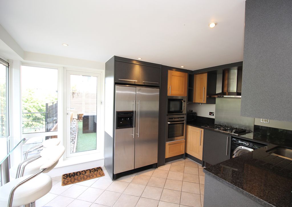 Property photo 2 of 21 Img_0220