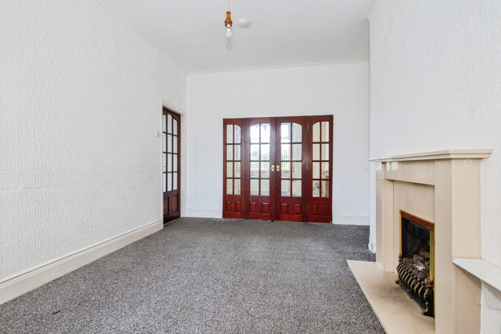 Property photo 3 of 22