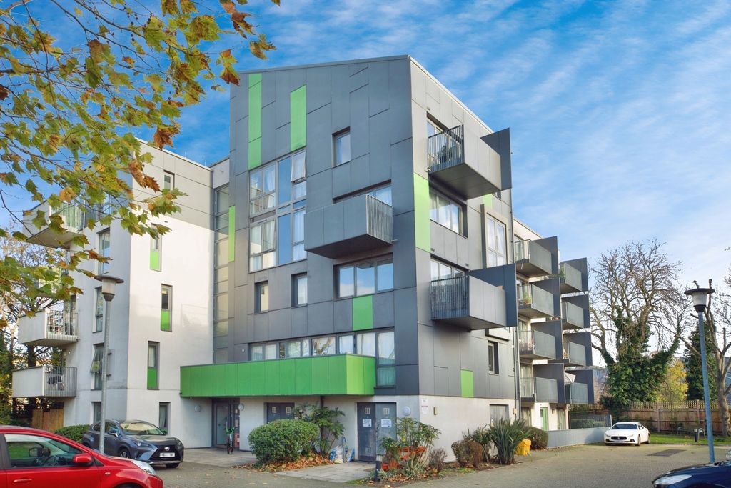 Property photo 1 of 13 Pbox-Img.Jpg