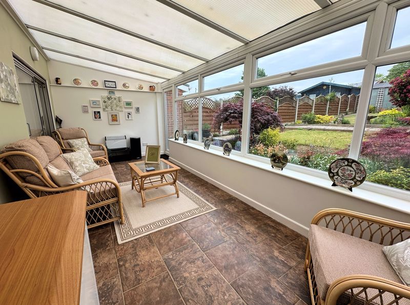 Property photo 3 of 25 Conservatory