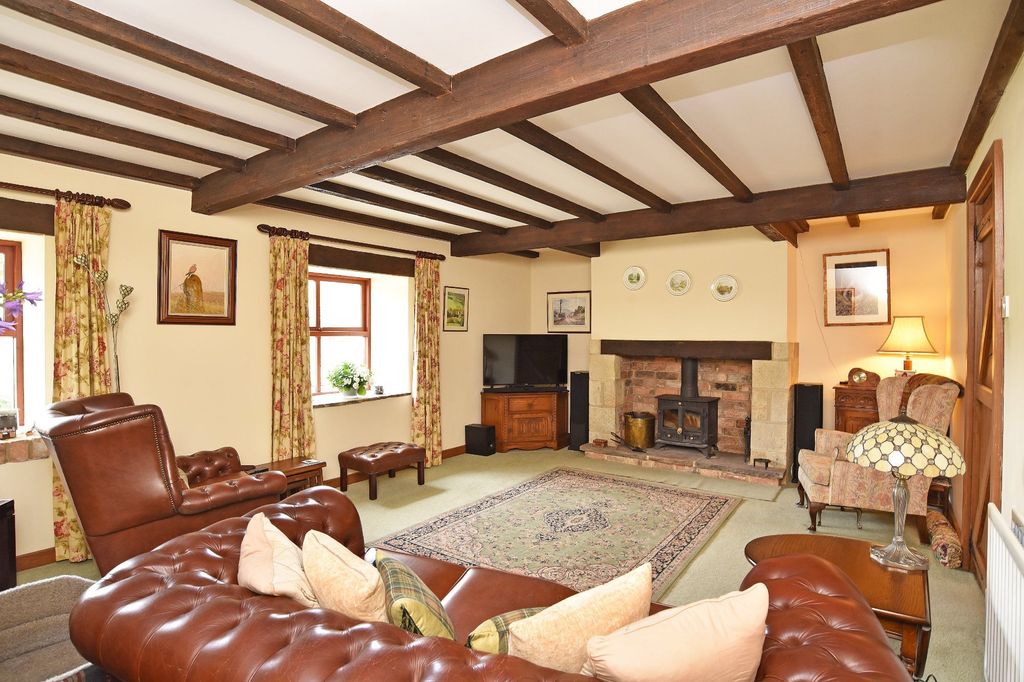 Property photo 3 of 30