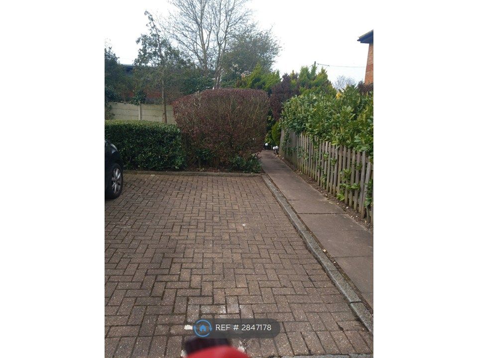 Property photo 3 of 12