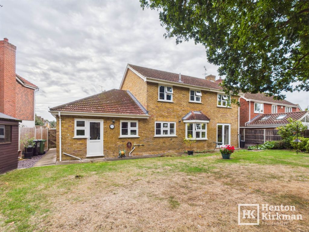 Property photo 2 of 24