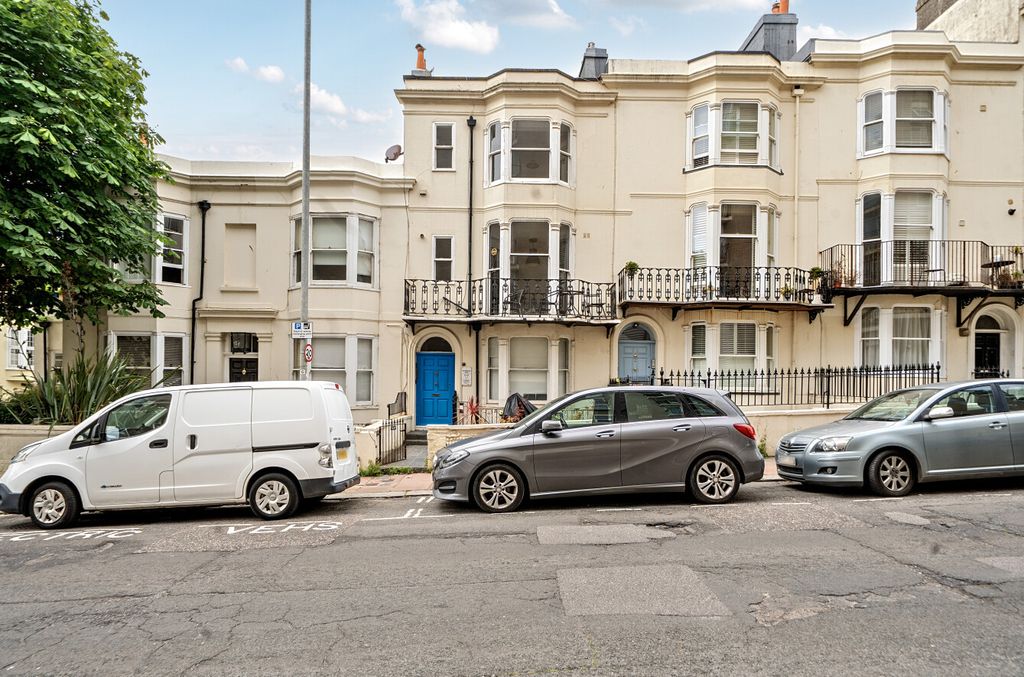 Property photo 1 of 18 1483460-4-6A42817...