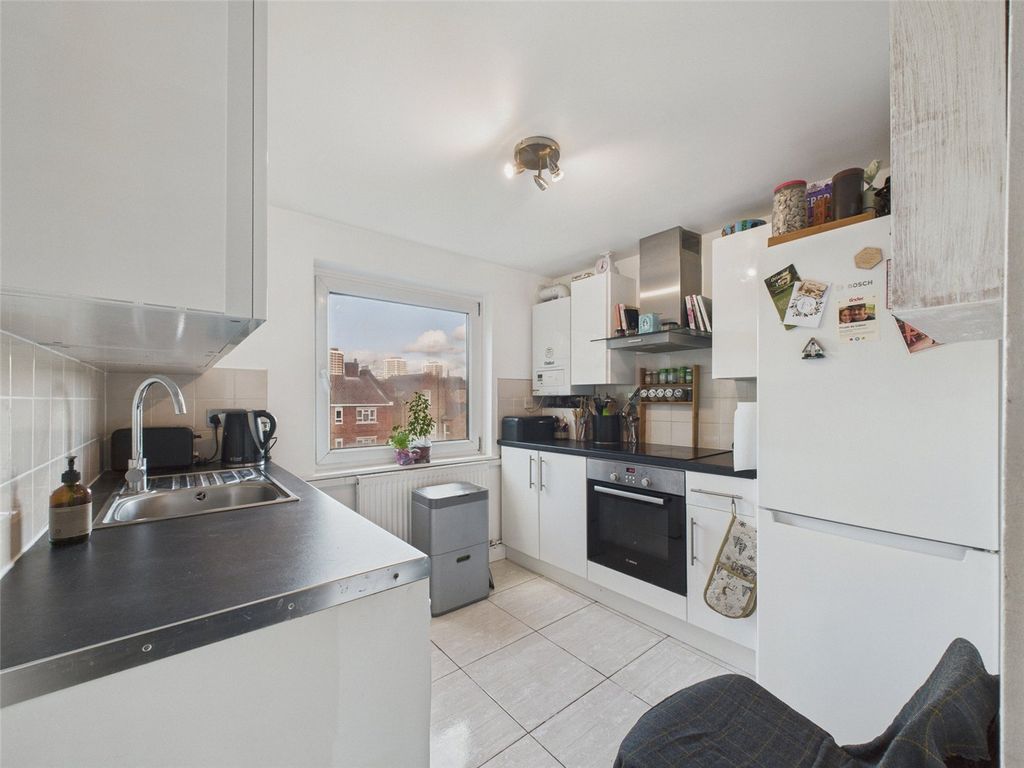 Property photo 2 of 10 Picture No. 01