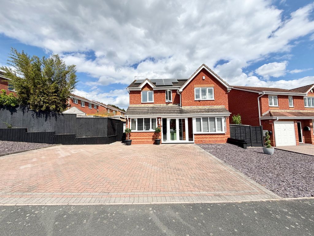 Property photo 1 of 46