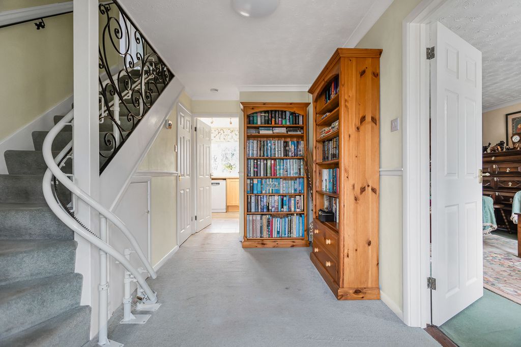 Additional image 8 of 4 bed detached house for saleAlmond Road, Bicester OX26