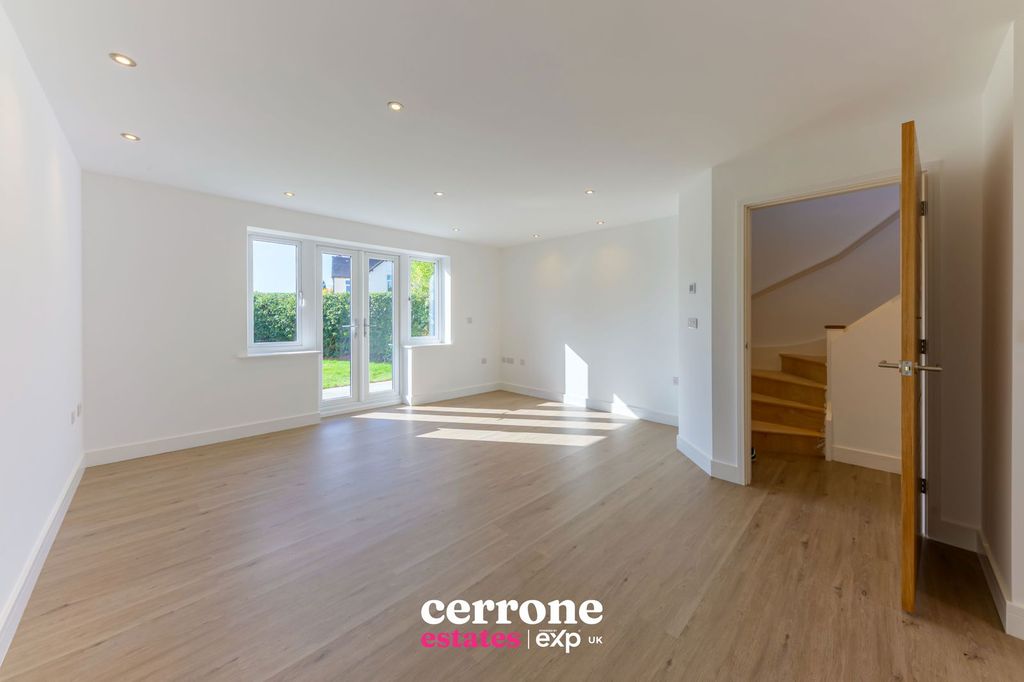 Property photo 3 of 29