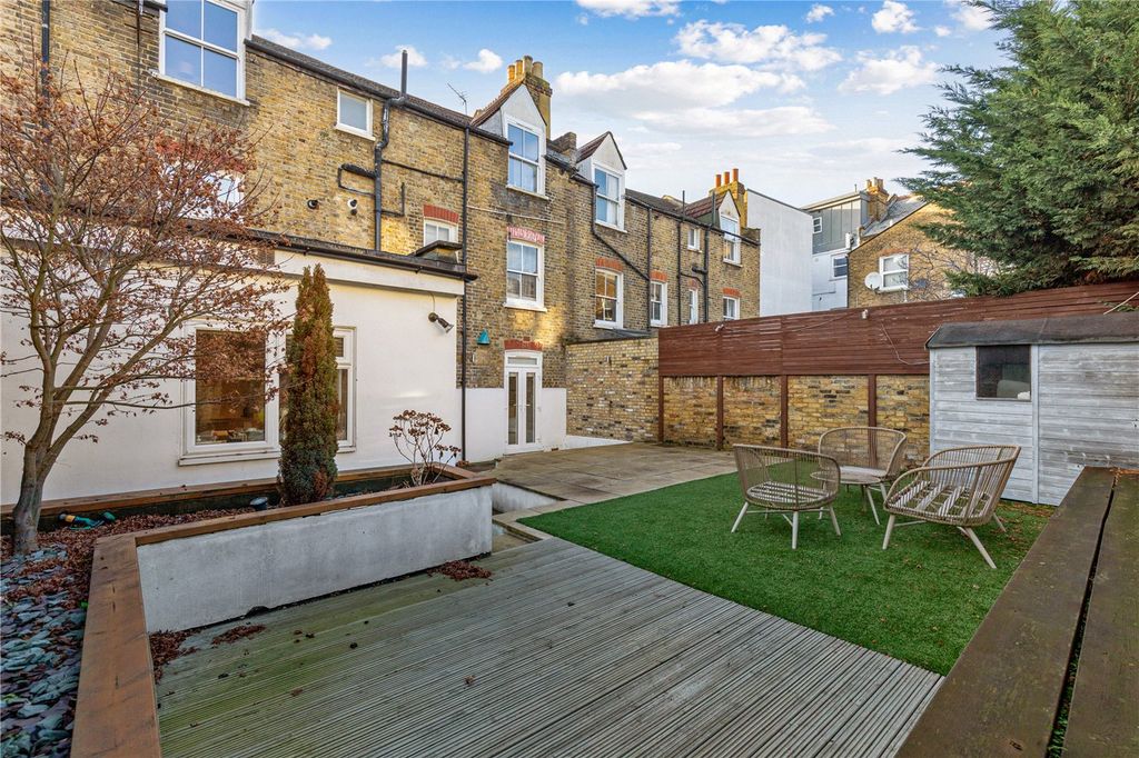 Property photo 2 of 12 Picture No. 06