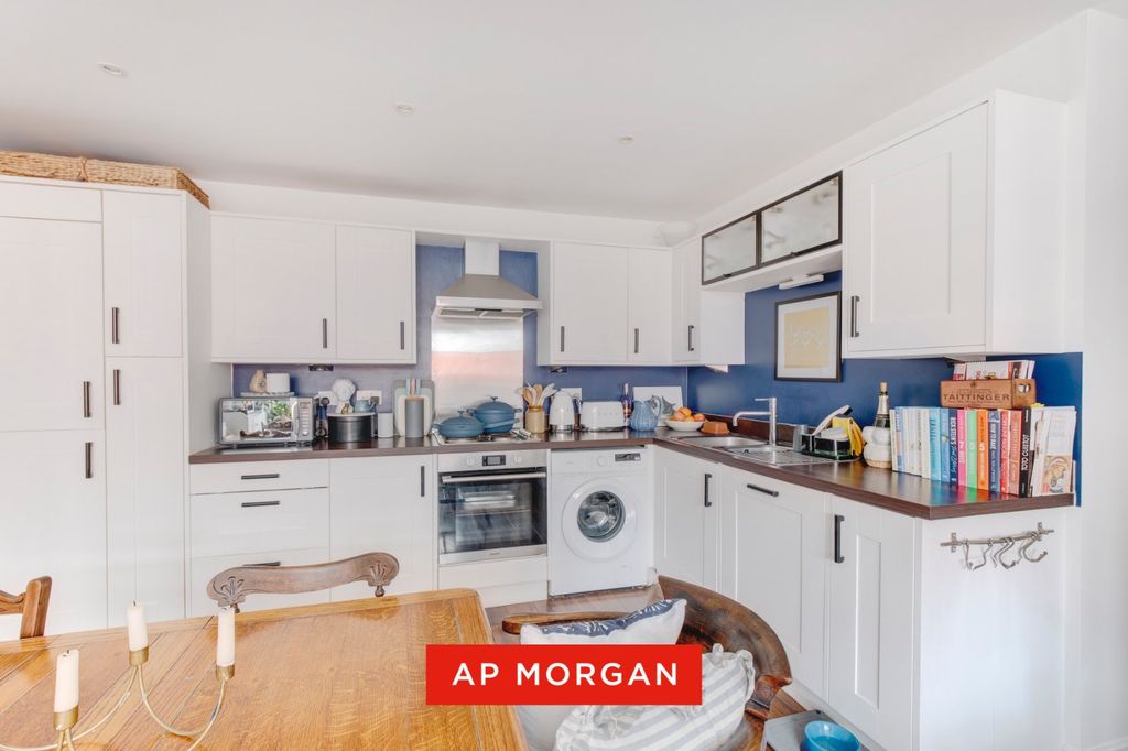 Property photo 3 of 20 Picture No. 20