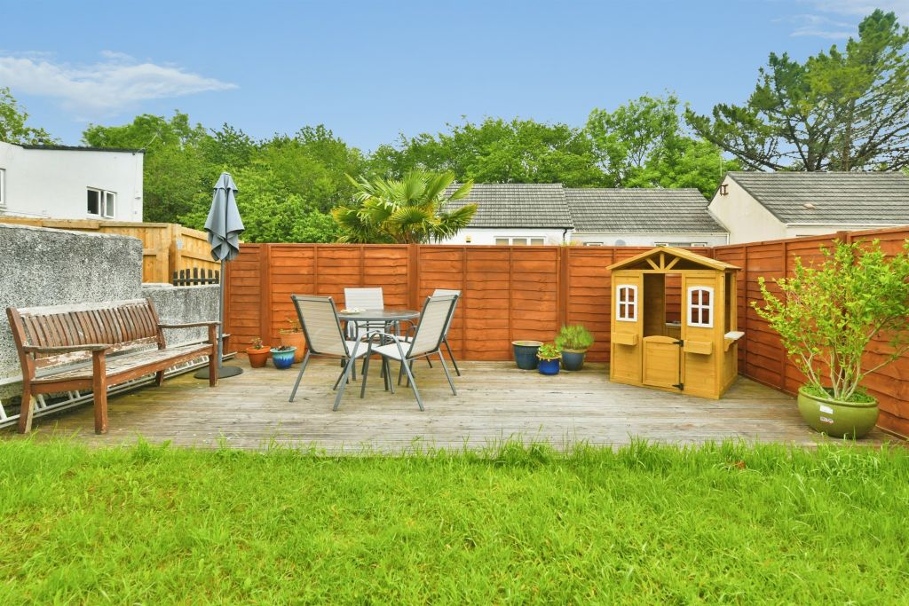Property photo 3 of 18