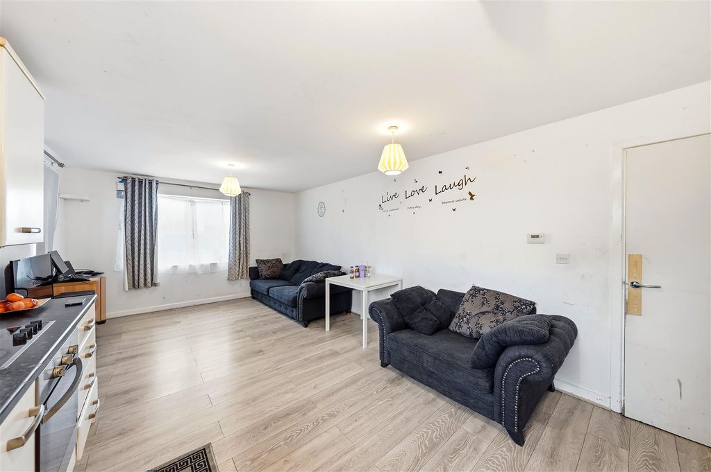 Property photo 3 of 14 Photos-3.Jpg