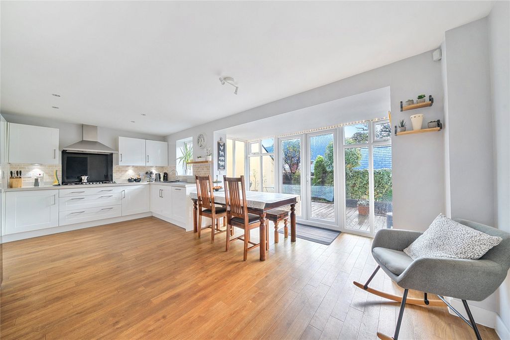 Property photo 2 of 16 Kitchen/Dining